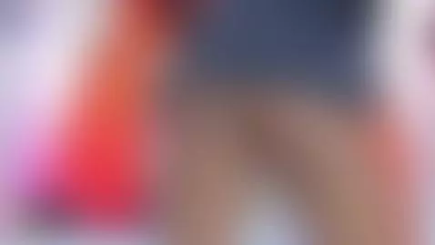 https://chaturbate.com/kendal_hot69_/
https://es.stripchat.c... by kendal-hot69