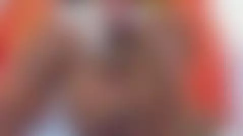 https://chaturbate.com/kendal_hot69_/
https://es.stripchat.c... by kendal-hot69