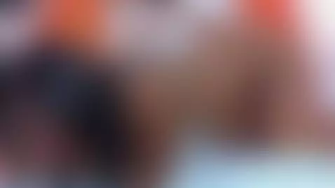 https://chaturbate.com/kendal_hot69_/
https://es.stripchat.c... by kendal-hot69