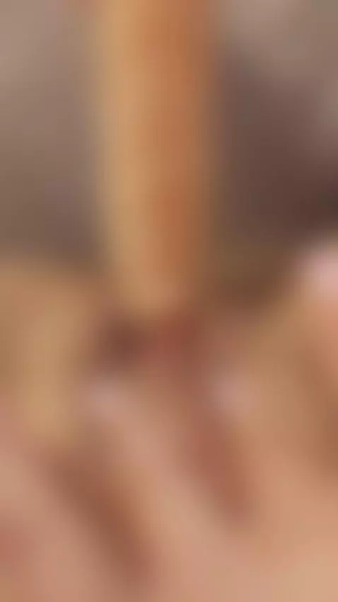 Mmmm, I’d love for you to make me moan your name. by megustalapollaylapussy