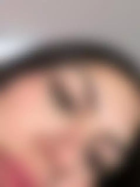Soy Morgan, tengo 20 años y soy una chica dulce, coqueta y d... by morganaura