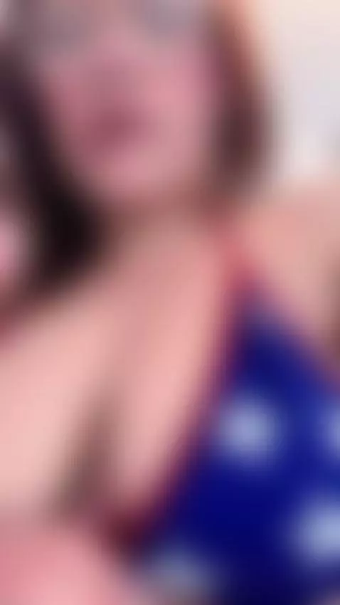sexy tits by sophiaqueens