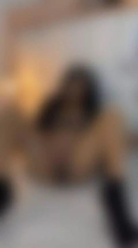 https://stripchat.com/AshlyBella/follow-me
https://pvt.show/... by ashlybella