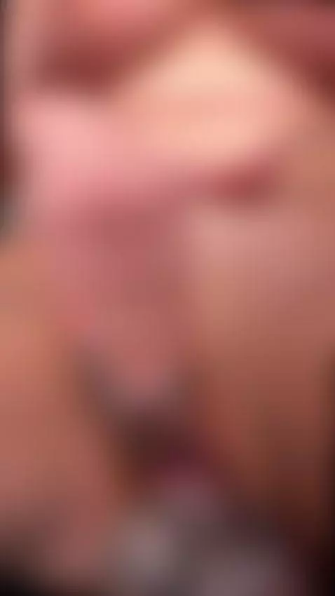 This clear toy feels so good slipping inside.. Sub OF by sknymilana