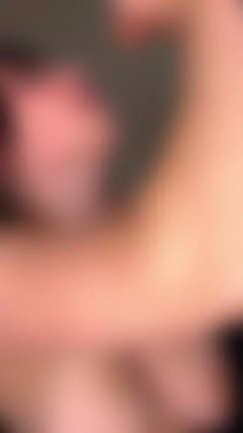 This silicone toy feels so good against my tongue.. Sub OF by sknymilana