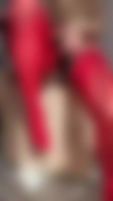 I want your cock buried in me now 😳 by alinaromass