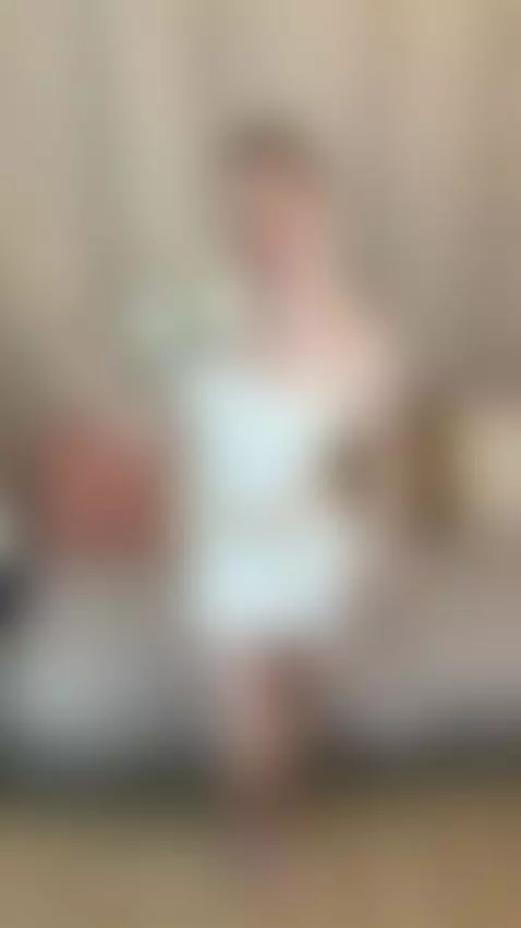 😏Brunette framing her horny face 💦 Unlock OF by miarosellee
