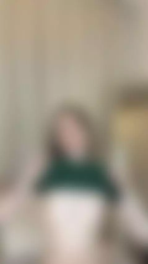 😏Curvy brunette so horny she can’t stop touching her big tit... by miarosellee