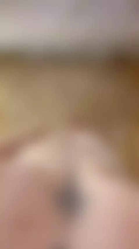 🔥Brunette grinding her thick ass slow 🍑 Unlock OF by miarosellee