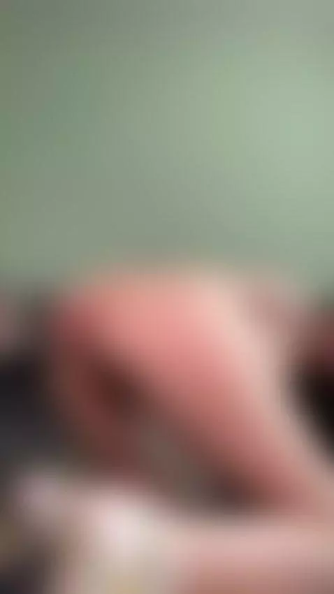 Slim brunette spreading her wet asshole for analplug. Sub OF by moniiik