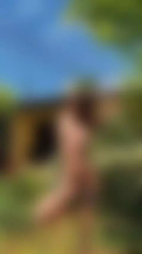 Slim girl perfect body in the garden. Join my OnlyFans by moniiik