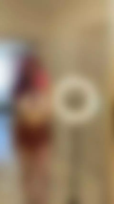 🍑Round juicy ass of a tattooed redhead 😏 Only OF by cassynoir