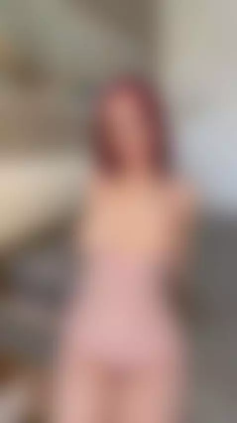 💋Hot redhead with long red hair teasing 🔥 Join OF by cassynoir