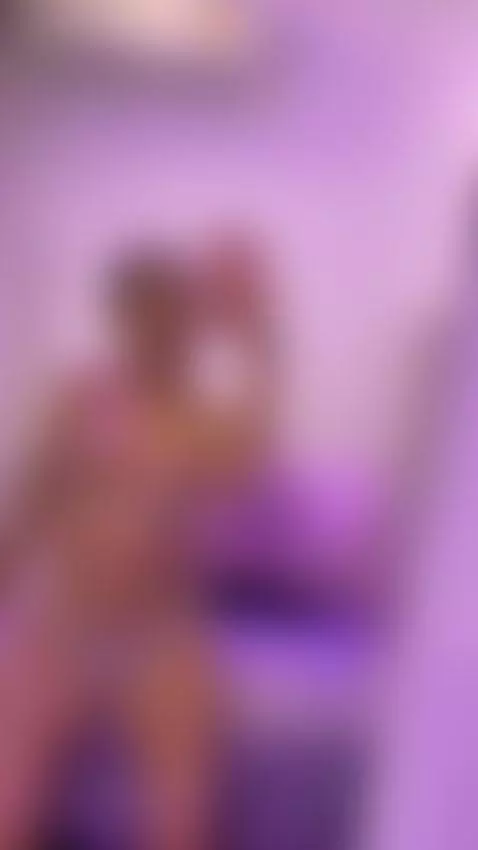 https://www.camsoda.com/es/paigethorne Mmm, it would be so g... by paigethorne