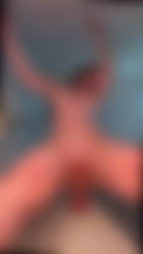 Intimate close-up of my pussy stretching around a big veiny ... by elliebunnys