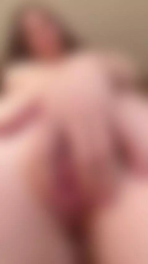 Hot girl with natural tits and wide openpussy ready to play.... by elliebunnys
