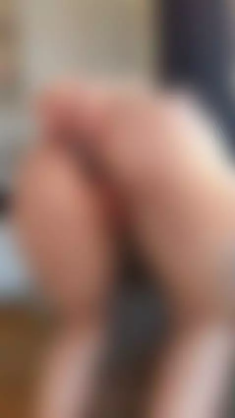 I rub my juicy pussy slowly with pure pleasure on my face. S... by elliebunnys