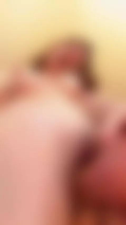 Rubbed my pussy with this dildo because i was feeling bored ... by elliebunnys