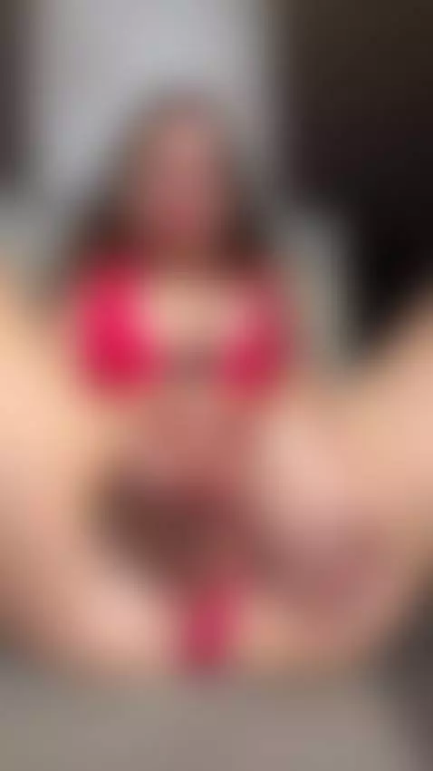 Wanna see what this big dildo does? Sub OF by elliebunnys