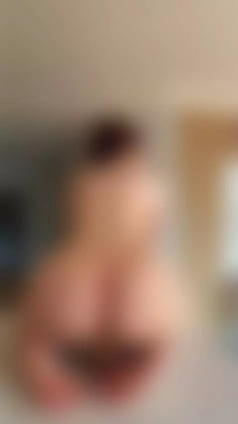 Big dildo riding, ass feels so full. Sub OF by elliebunnys