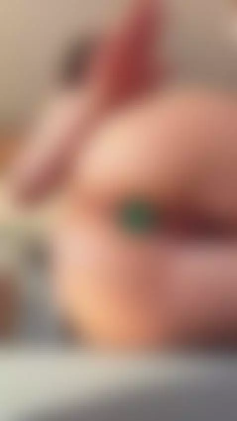 Wet tiles and a hard plug stretching her asshole. Onlyfans by elliebunnys