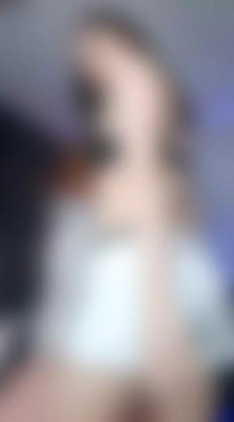 live- https://chaturbate.com/b/emma_caarter/ by emma-caarter
