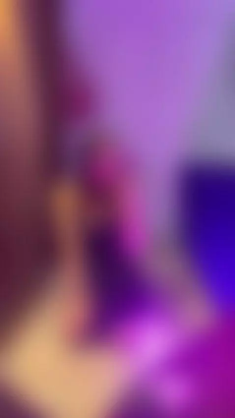 show live - https://chaturbate.com/b/emma_caarter/ by emma-caarter