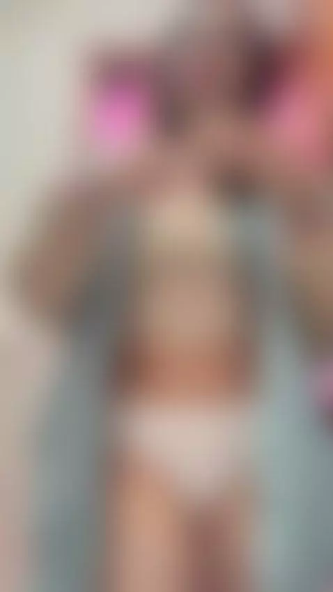 show  live- https://chaturbate.com/b/emma_caarter/ by emma-caarter