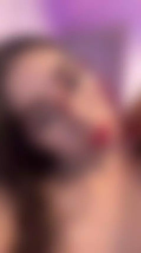 hi welcom - https://chaturbate.com/b/emma_caarter/ by emma-caarter