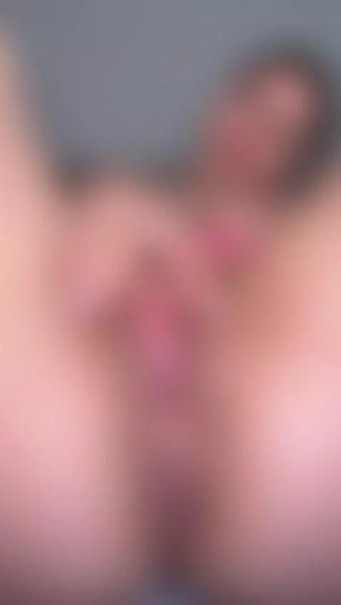 Spreading my wet pink cunt with these white nails.. looking ... by licalicalica
