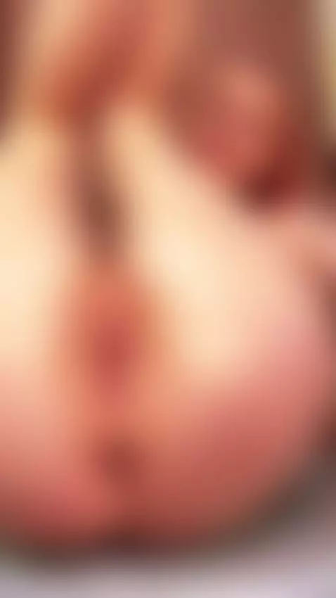 She keeps one arm raised while pushing the wetpussy. Sub OF by julietbby