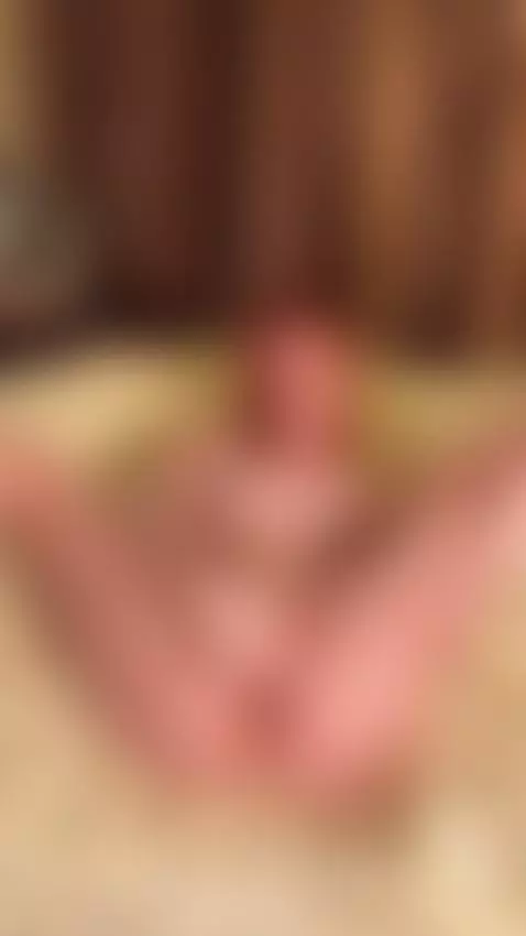 Redhead, spread, and solo fingering pussy. Sub OF by julietbby