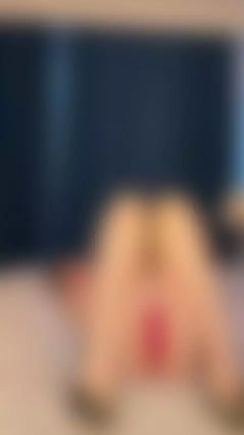 Wanna watch me fuck my pink pussy? Sub OF by skylarnappi