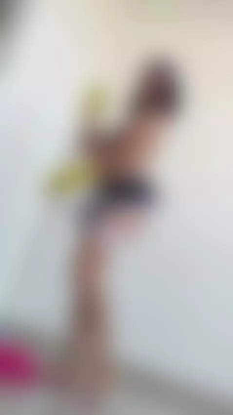 cleaning lady🧤🧹🤤 by mia-sweetie1