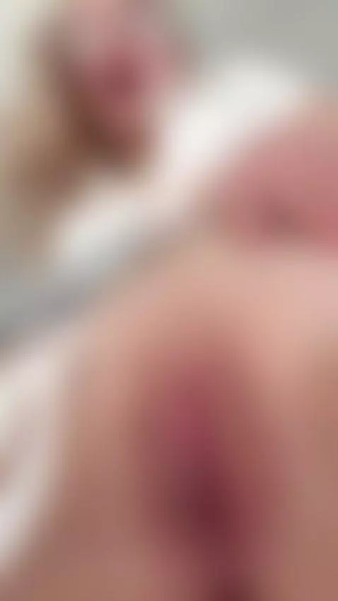 Wanna bury your cock in my wet slit? by slinkxox