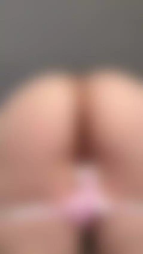 Wet pussy spread wide begging to be filled by slinkxox