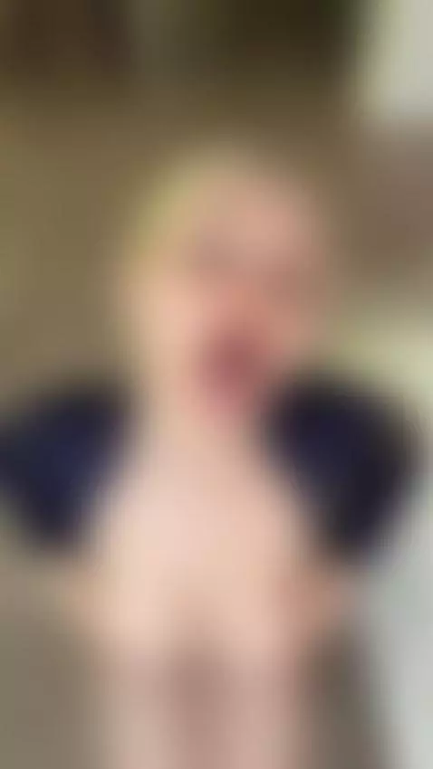 Big tits squeezed tight, tongue out begging 🔥 by slinkxox