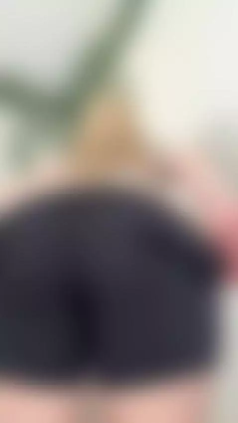 Im bent over begging you to slam me hard from behind by slinkxox
