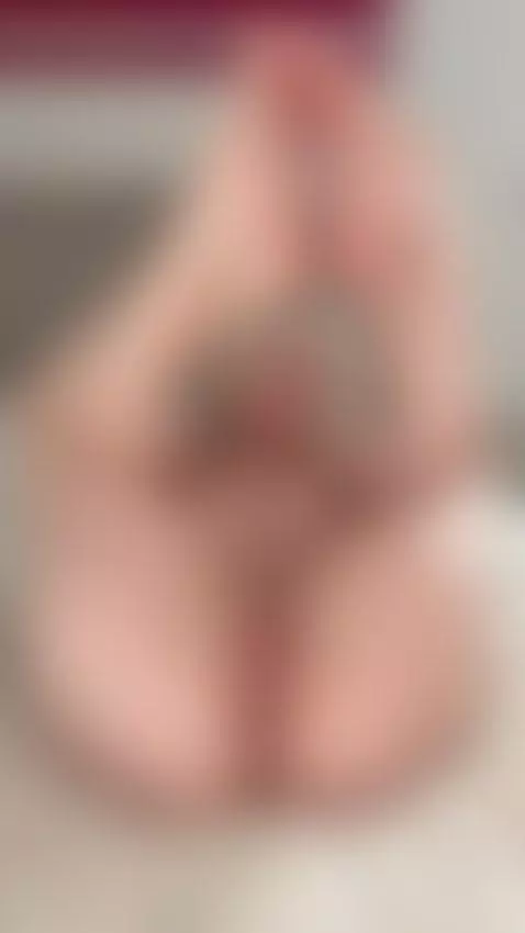 Im spread wide and ready for you to fuck me hard 🫦 by slinkxox