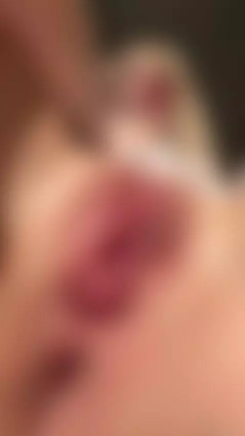Im dripping wet and desperate for your tongue on me 🔥 by slinkxox