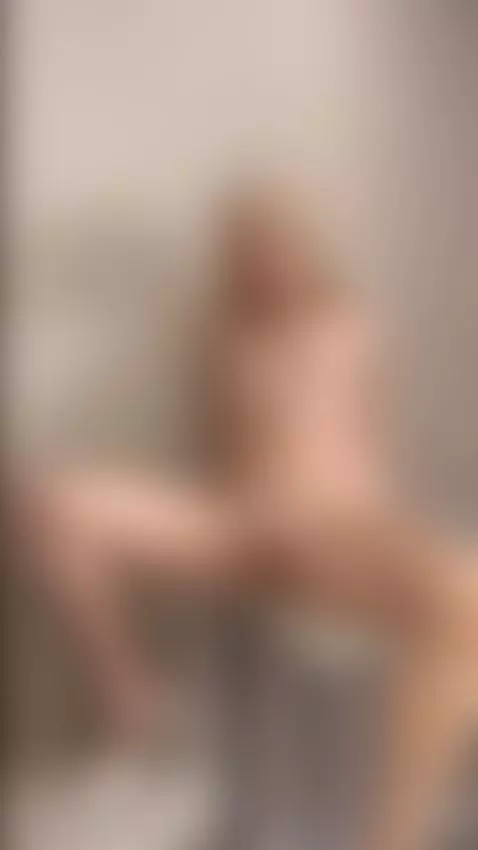Naked blonde spreads wide on countertop waiting 😳 by heldeluxe