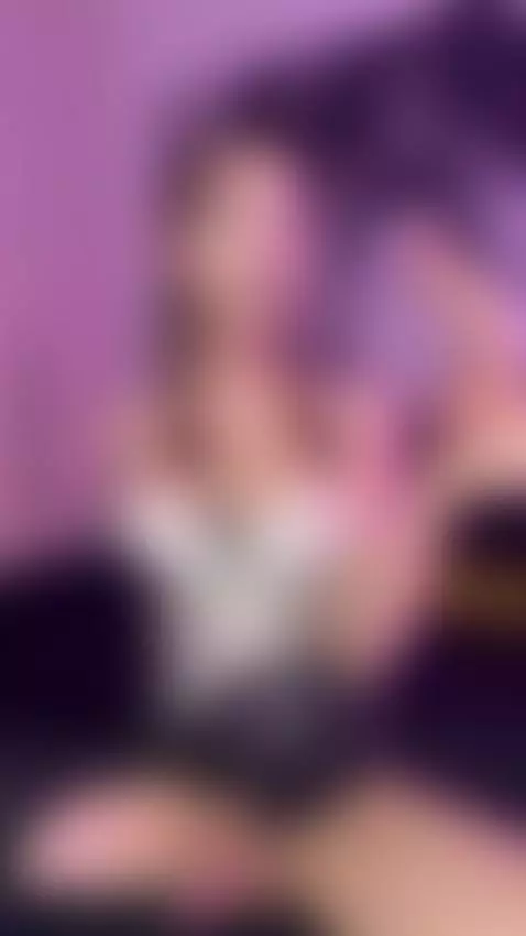 Im soaking wet and begging you to fuck me by ginadivinee