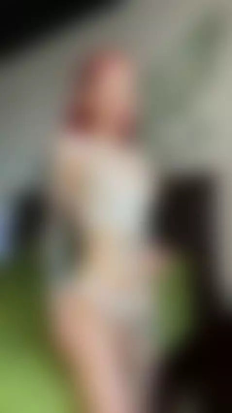 🍑Redhead’s perfect thick ass teasing you 😈 Exclusive OF by touchmylips