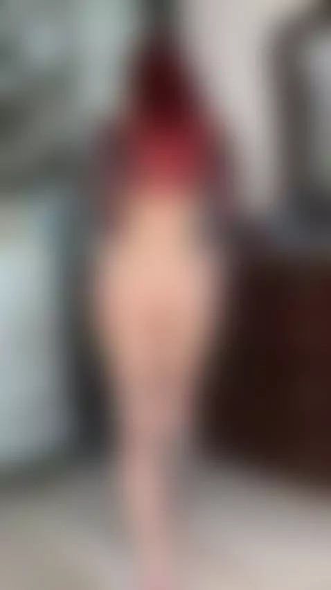 🍑Fiery redhead rolling her thick hips 😈 Exclusive OF by touchmylips