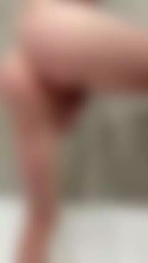 pushed the showerhead against my pussy in the shower and jus... by jennyeyree