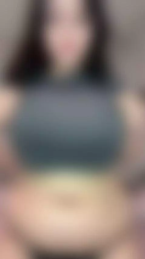 🍒Huge perky tits on tattooed brunette with hard nipples 😏 Na... by serenexoo