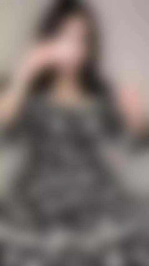 🍑Tattooed brunette rolling her thick hips 😈 Exclusive OF by serenexoo
