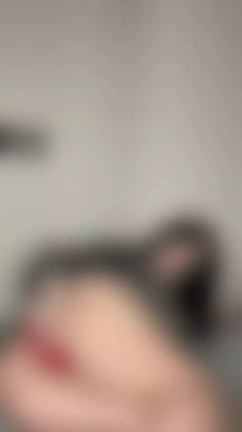 💦Curvy brunette soaked after hard session 🔥 Join OF by serenexoo
