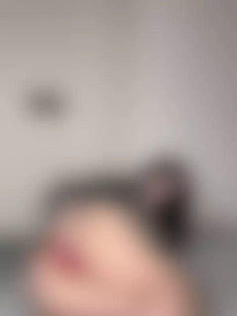 💦Brunette leaking and horny just for you 🔥 Join OF by serenexoo