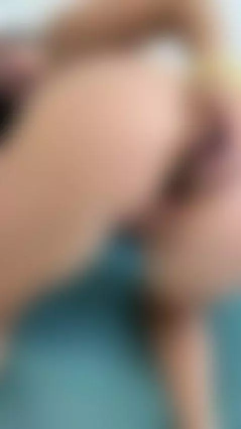 🍑Thick juicy ass teasing in holographic suit 😈 Exclusive OF by lollahoney